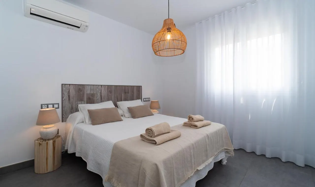 Sur Suites La Dorada Fuengirola 3*,